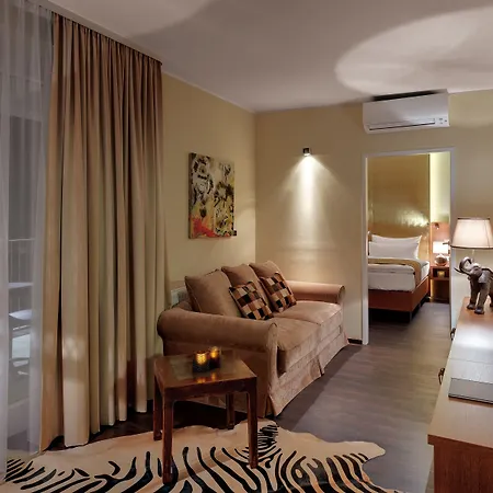 מלון Amedia Luxury Graz, Trademark Collection By Wyndham 4*