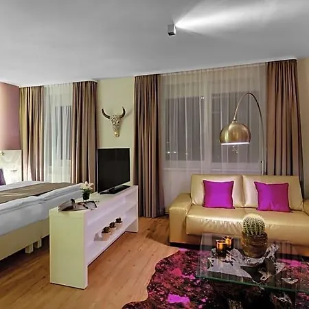 Amedia Luxury Graz, Trademark Collection By Wyndham Отель Грац
